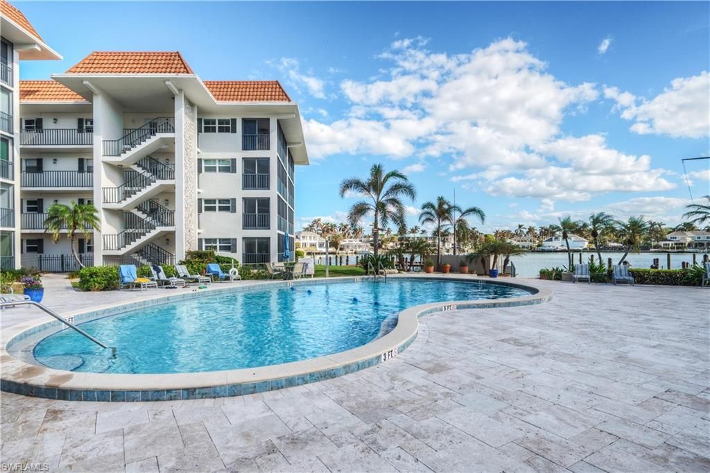 222 Harbour Dr, Unit 312, Naples, FL 34103 Photo