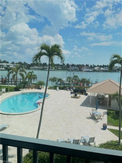 222 Harbour Dr, Unit 312, Naples, FL 34103 Photo