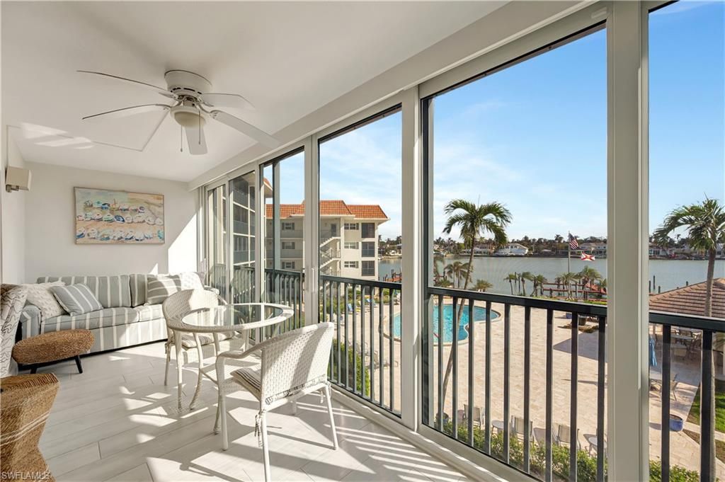 222 Harbour Dr, Unit 312, Naples, FL 34103 Photo
