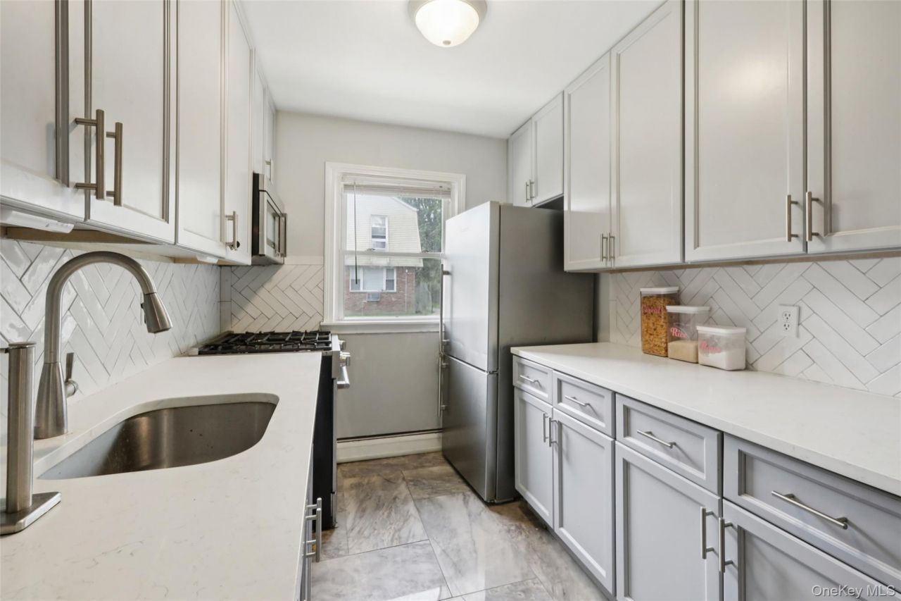 20 Main Street, Unit 20, Garnerville, NY 10923 Main Photo