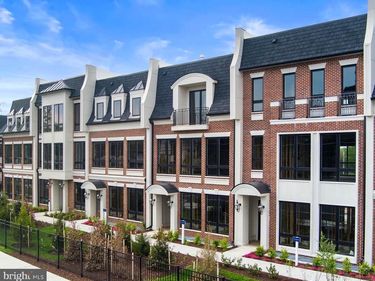 7043 LIBERTY LANE, MCLEAN, VA 22101