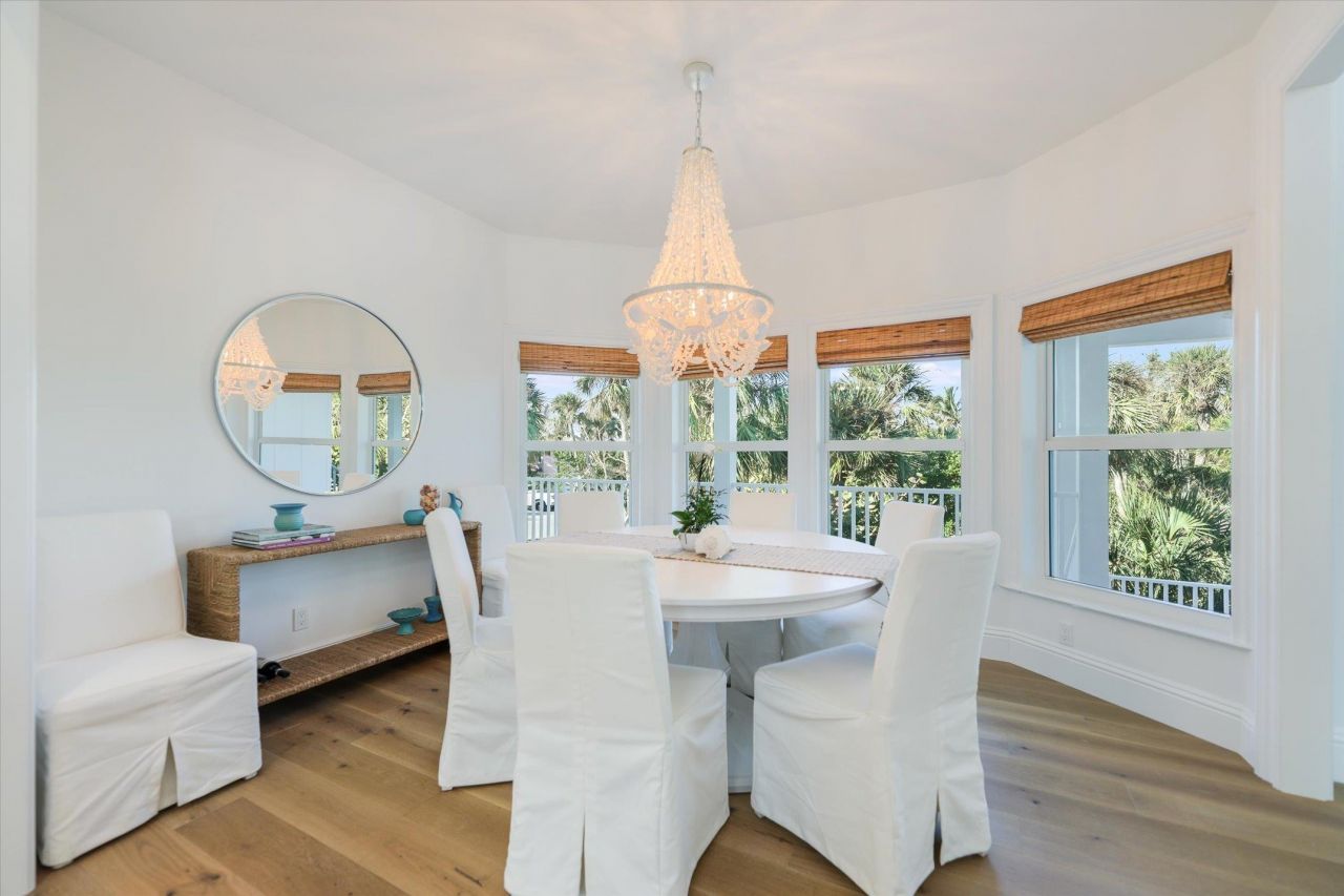 1990 My Tern Court, Sanibel, FL 33957 Photo