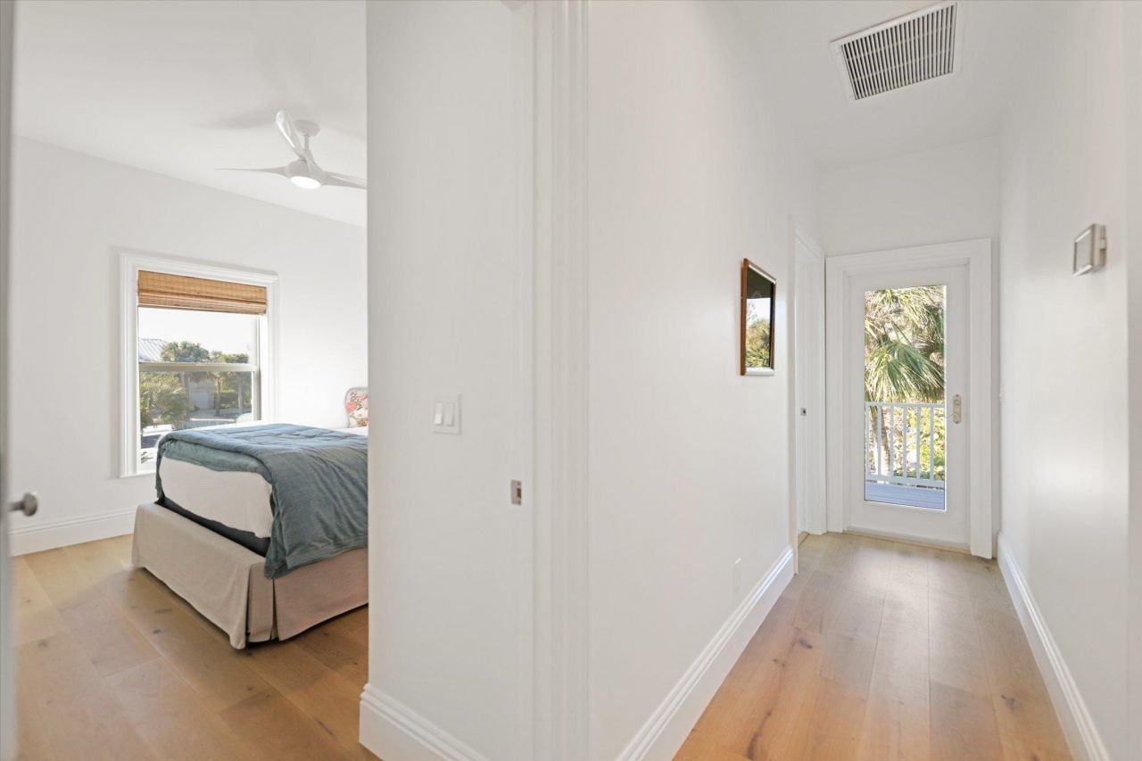 1990 My Tern Court, Sanibel, FL 33957 Photo