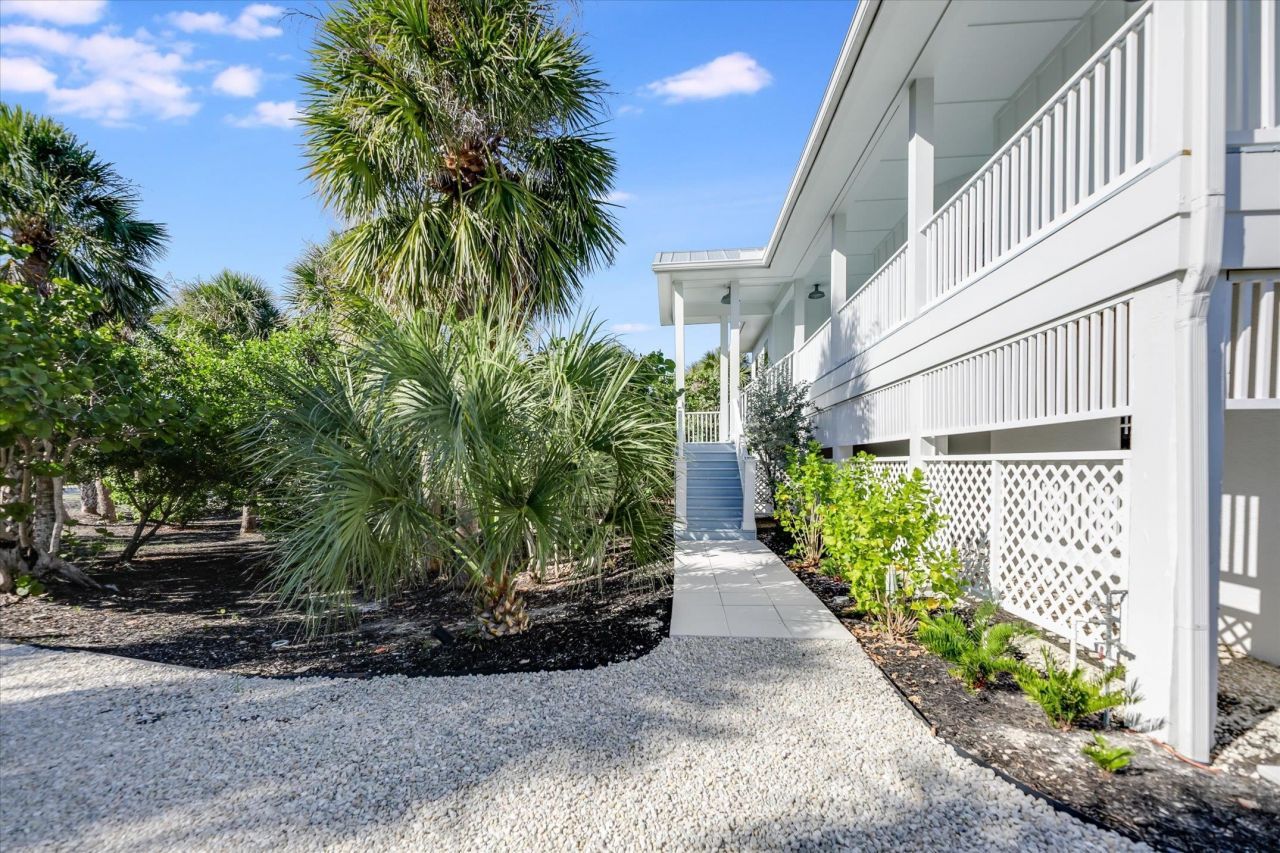 1990 My Tern Court, Sanibel, FL 33957 Photo