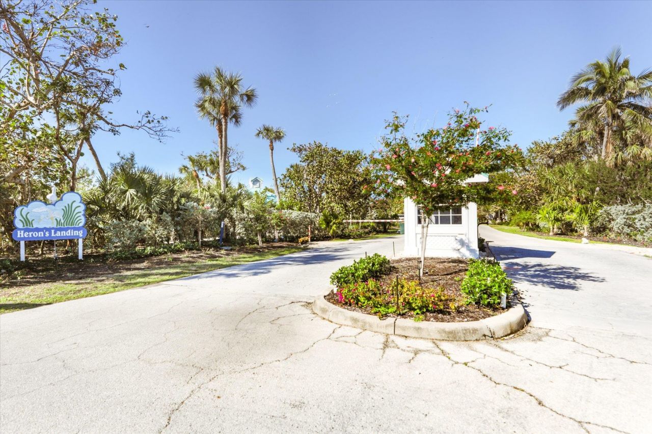 1990 My Tern Court, Sanibel, FL 33957 Photo