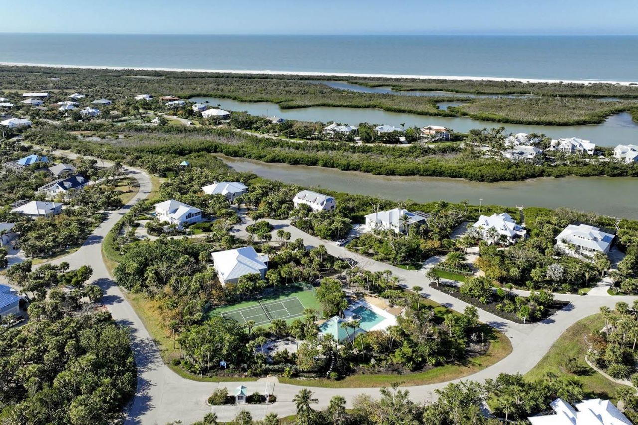 1990 My Tern Court, Sanibel, FL 33957 Photo