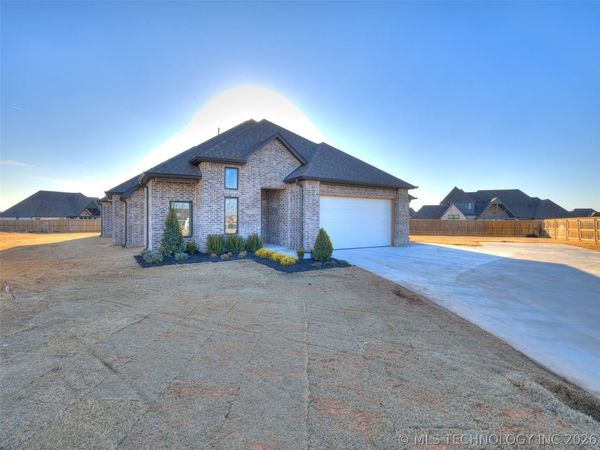 17826 S 48th East Avenue, Bixby, OK 74008