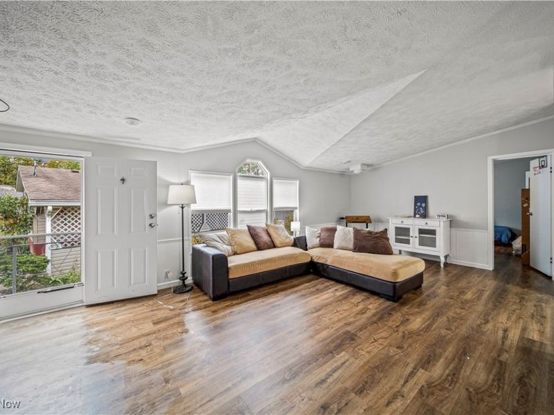 151 Oaktree Lane, Hiram, OH 44234 Photo 3