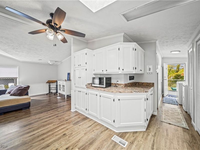 151 Oaktree Lane, Hiram, OH 44234 Photo 9