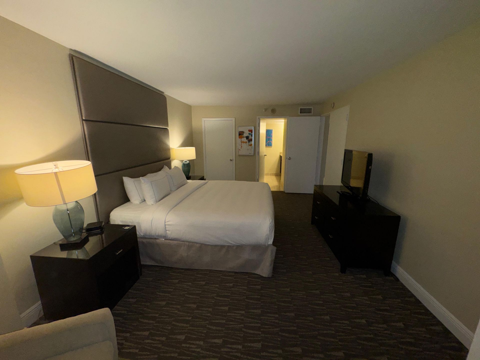 2670 E Sunrise Boulevard, Unit 318, Fort Lauderdale, FL 33304 Photo