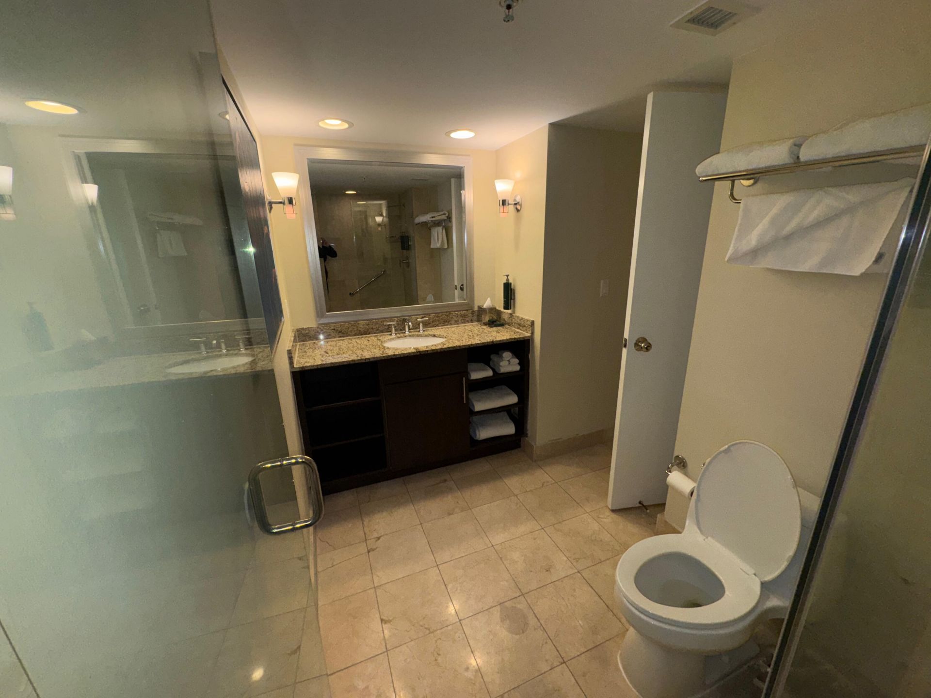 2670 E Sunrise Boulevard, Unit 318, Fort Lauderdale, FL 33304 Photo