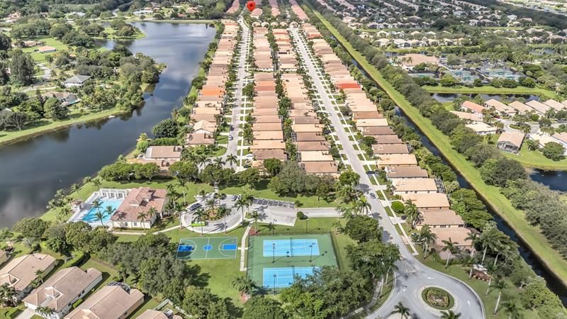9723 Lago Drive, Unit 9723, Boynton Beach, FL 33472 Photo