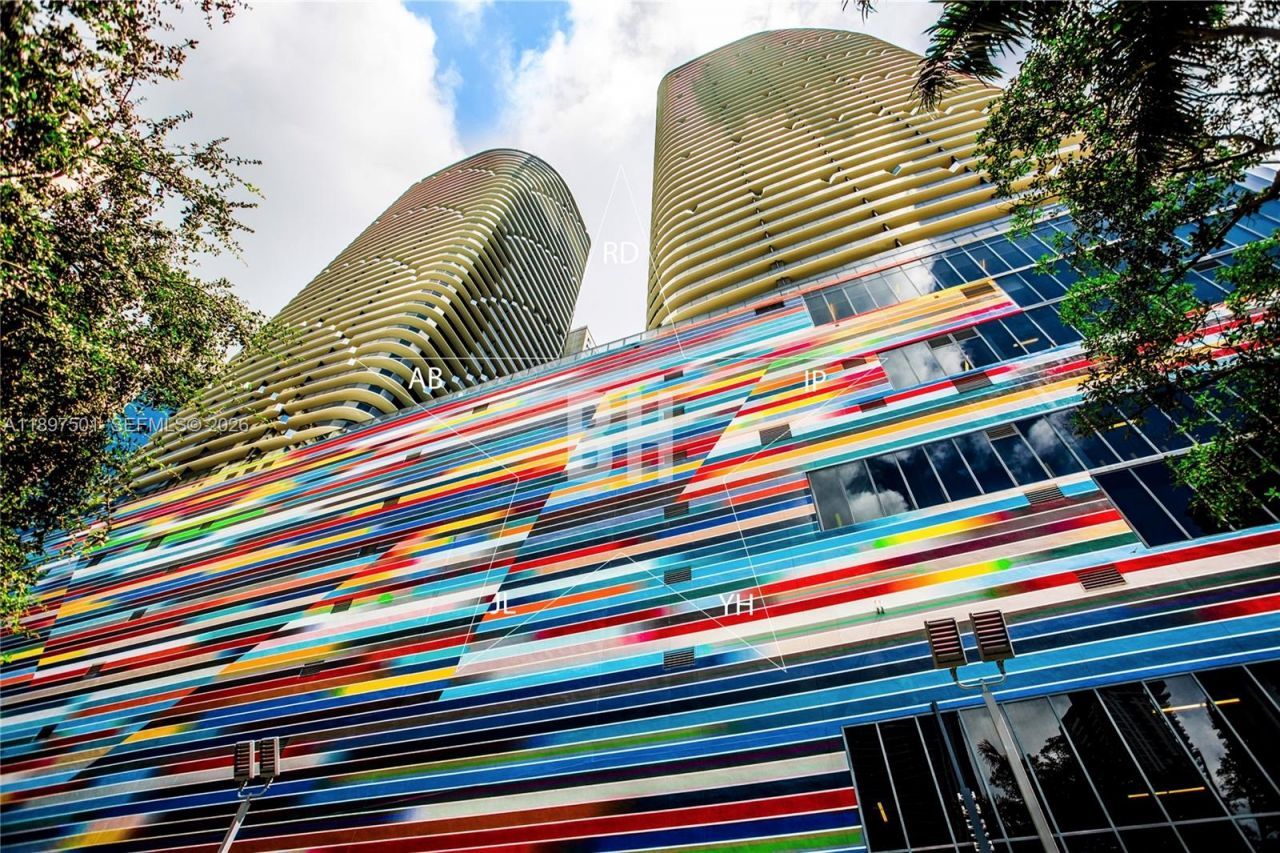 55 SW 9th St, Unit 3006, Miami, FL 33130 Photo