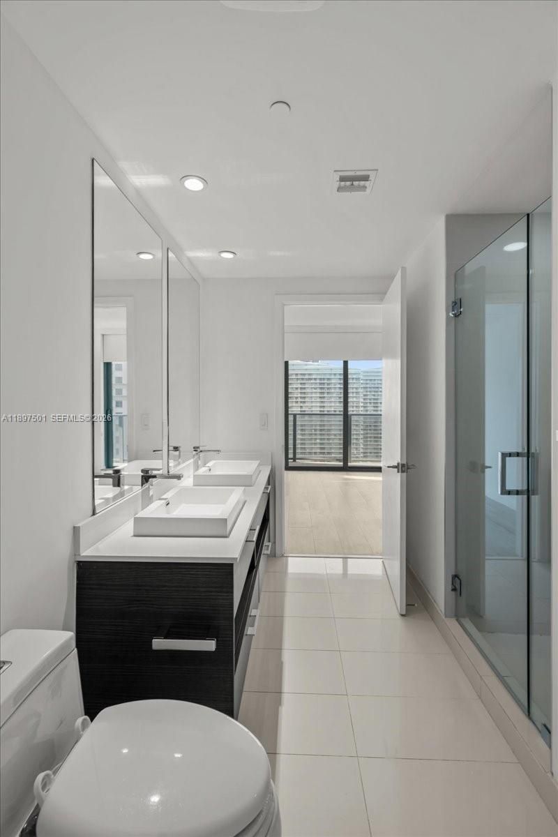 55 SW 9th St, Unit 3006, Miami, FL 33130 Photo
