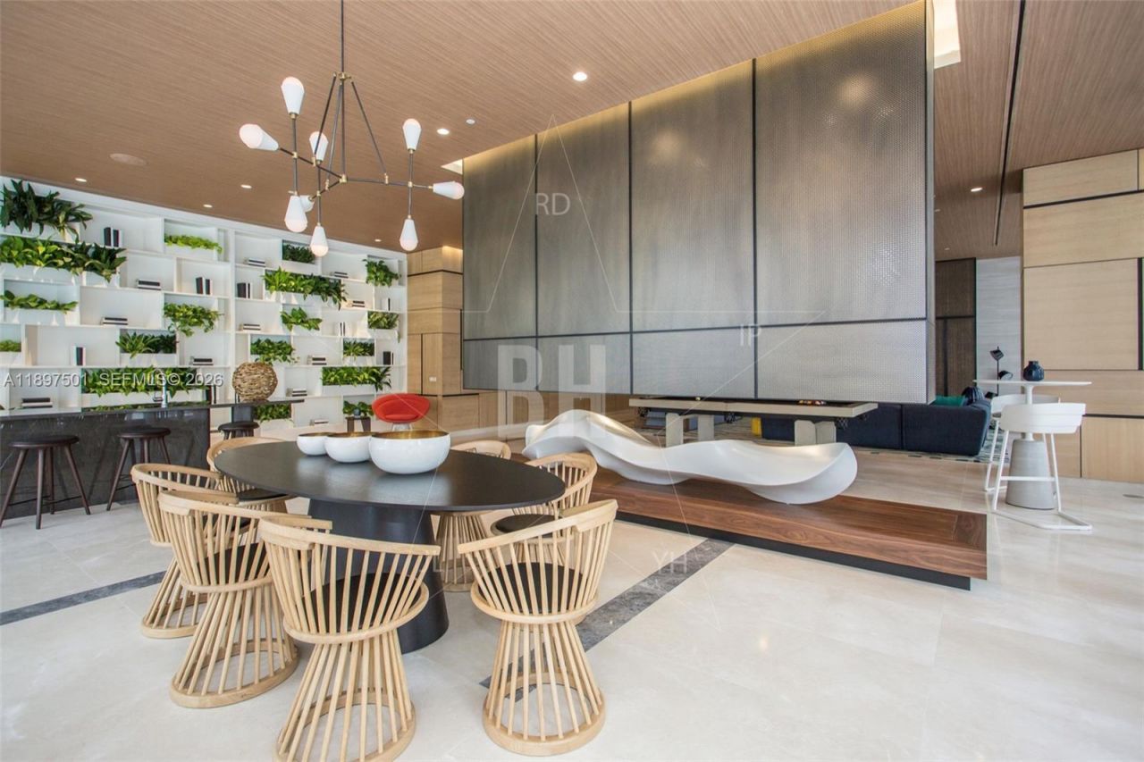 55 SW 9th St, Unit 3006, Miami, FL 33130 Photo