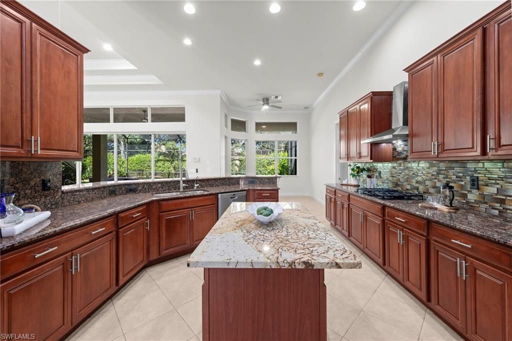 19464 La Serena Dr, Estero, FL 33967 Photo