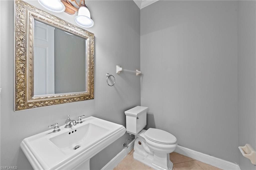 19464 La Serena Dr, Estero, FL 33967 Photo