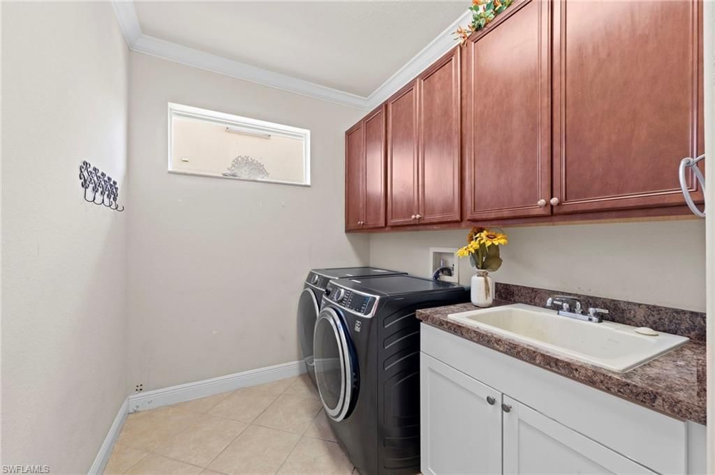 19464 La Serena Dr, Estero, FL 33967 Photo