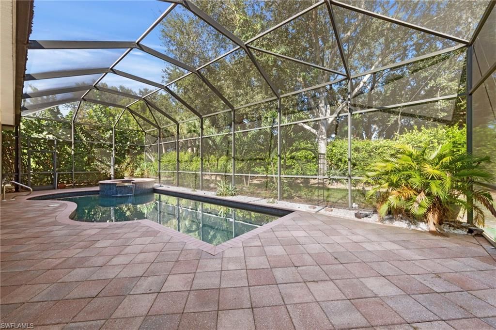 19464 La Serena Dr, Estero, FL 33967 Photo