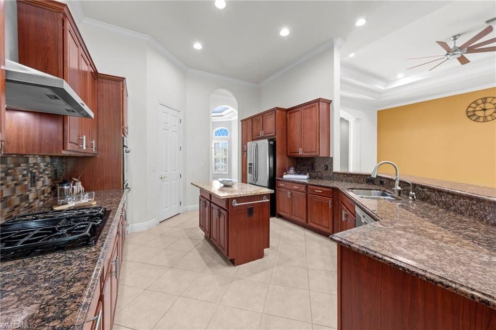 19464 La Serena Dr, Estero, FL 33967 Photo