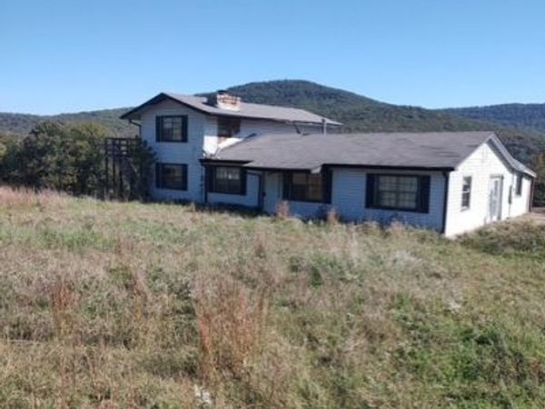 5224 Highway 295, Elkins, AR 72727