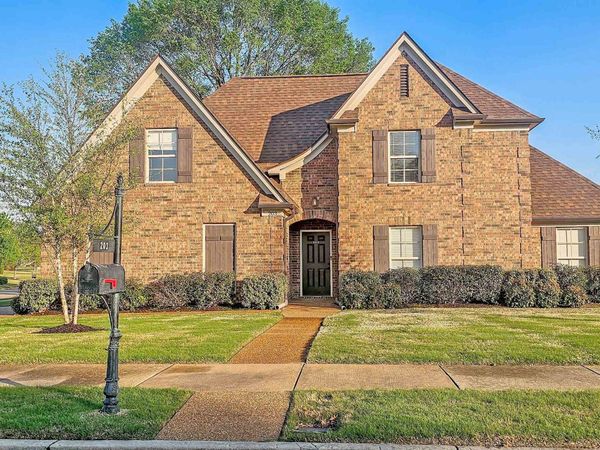 203 ESTANAULA RD, Collierville, TN 38017