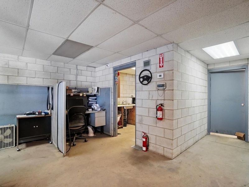 2835 E Hill Avenue, Toledo, OH 43607 Photo 13