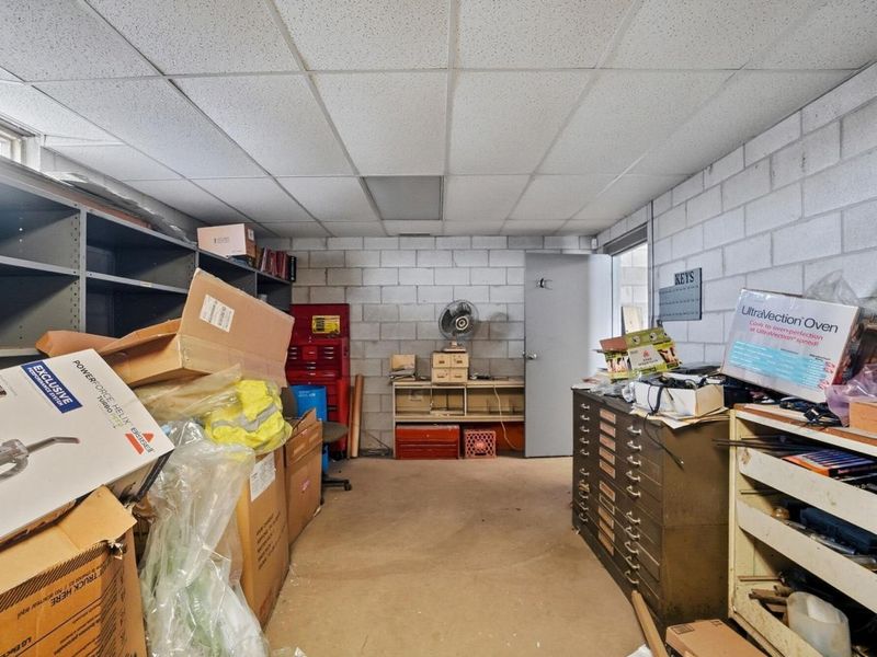 2835 E Hill Avenue, Toledo, OH 43607 Photo 24