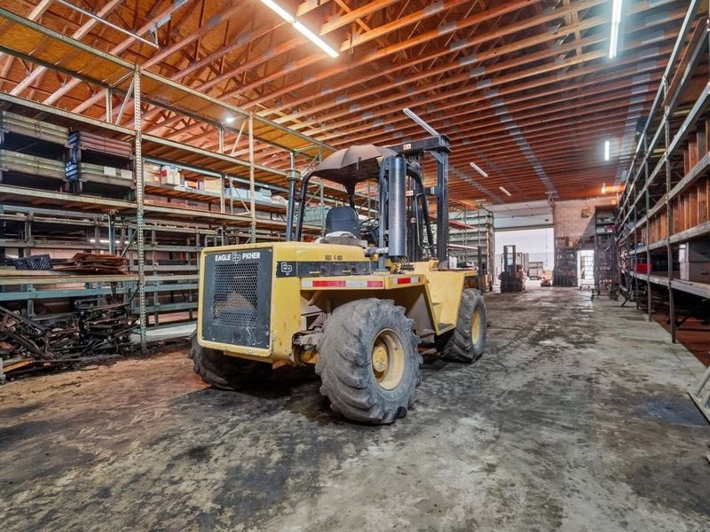 2835 E Hill Avenue, Toledo, OH 43607 Photo 54