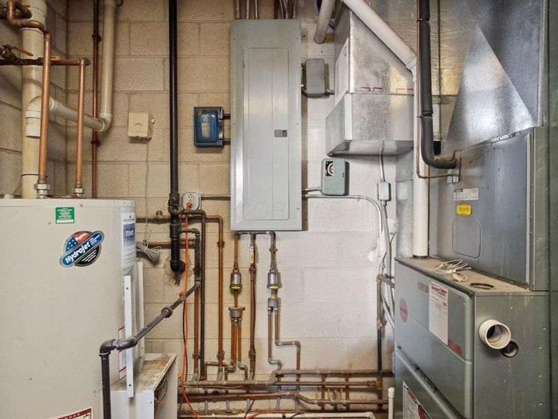 2835 E Hill Avenue, Toledo, OH 43607 Photo 67