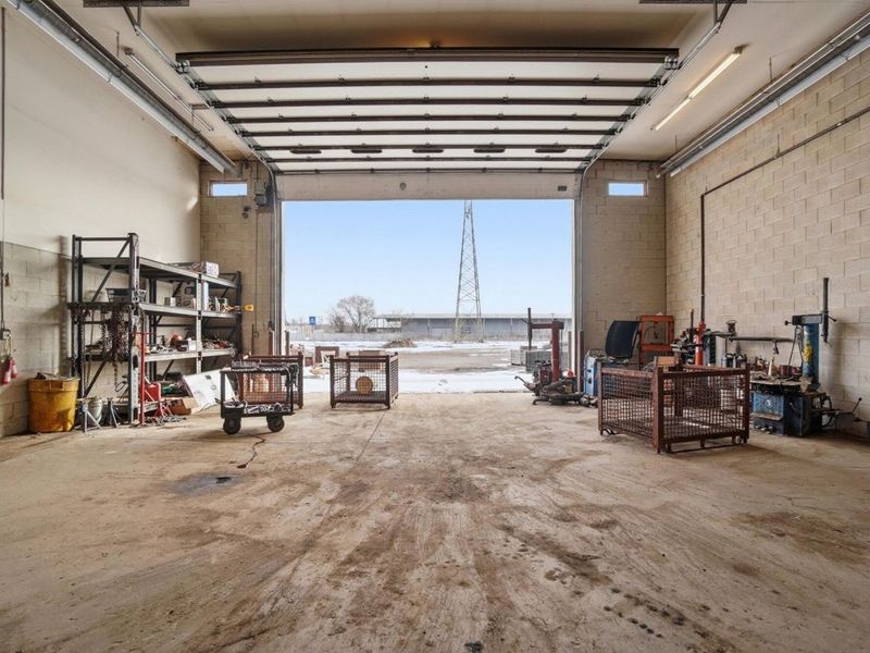 2835 E Hill Avenue, Toledo, OH 43607 Photo 71