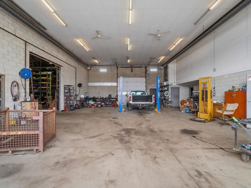 2835 E Hill Avenue, Toledo, OH 43607 Photo 72