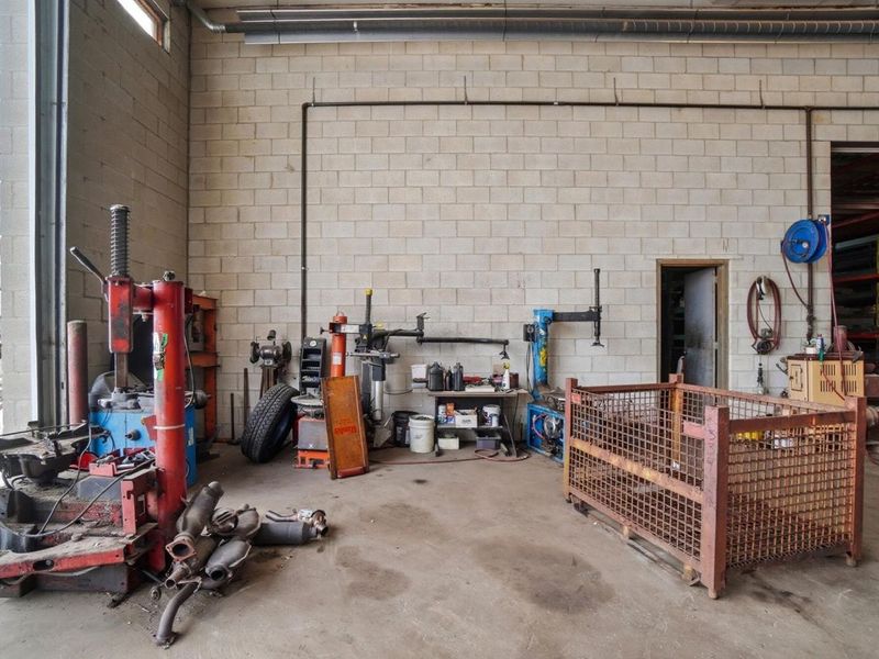 2835 E Hill Avenue, Toledo, OH 43607 Photo 73