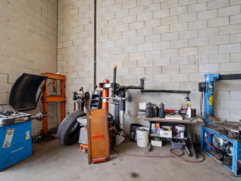 2835 E Hill Avenue, Toledo, OH 43607 Photo 74