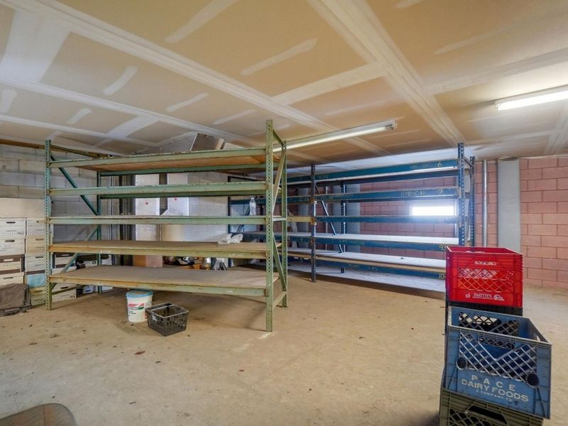 2835 E Hill Avenue, Toledo, OH 43607 Photo 79