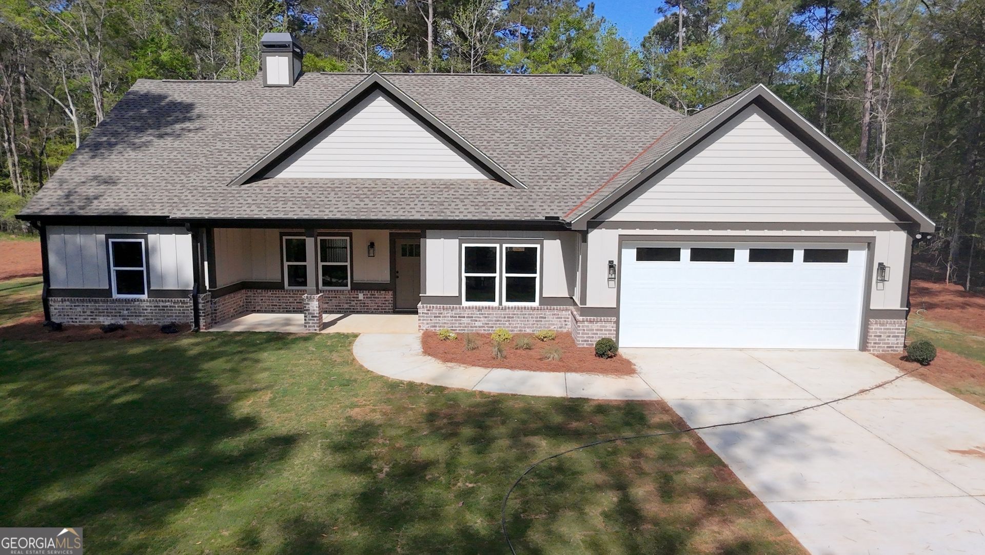 166 Oak Leaf Circle, Eatonton, GA 31024 Main Photo