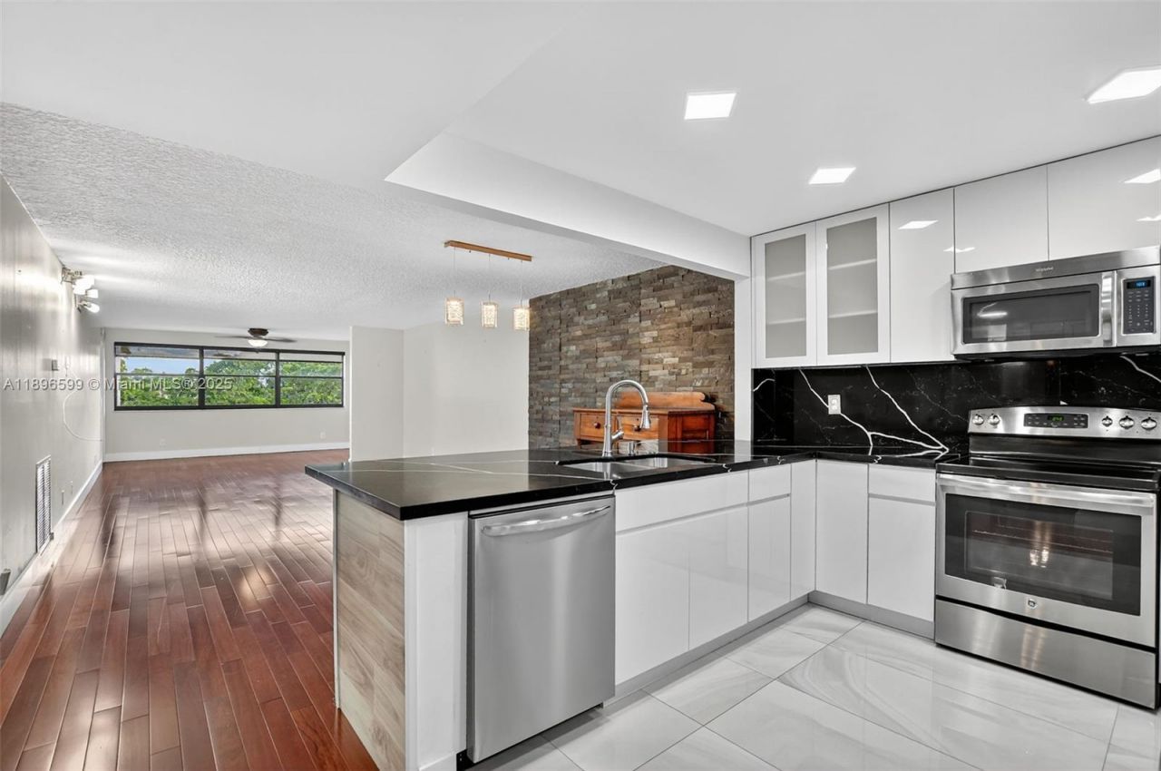 Please Call For Address, Unit 403, Sunrise, FL 33322 Photo