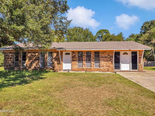 5601 Arrowhead Drive, Pascagoula, MS 39581