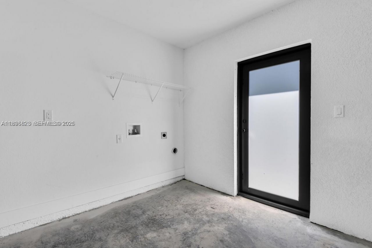 4754/4756 14th St Sw, Lehigh Acres, FL 33973 Photo