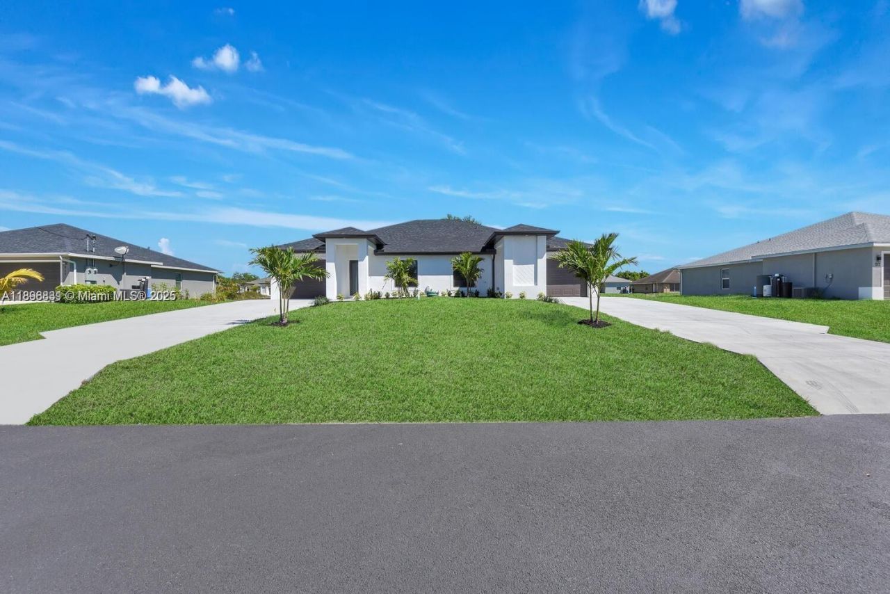 4745/4747 13th St Sw, Lehigh Acres, FL 33973 Photo