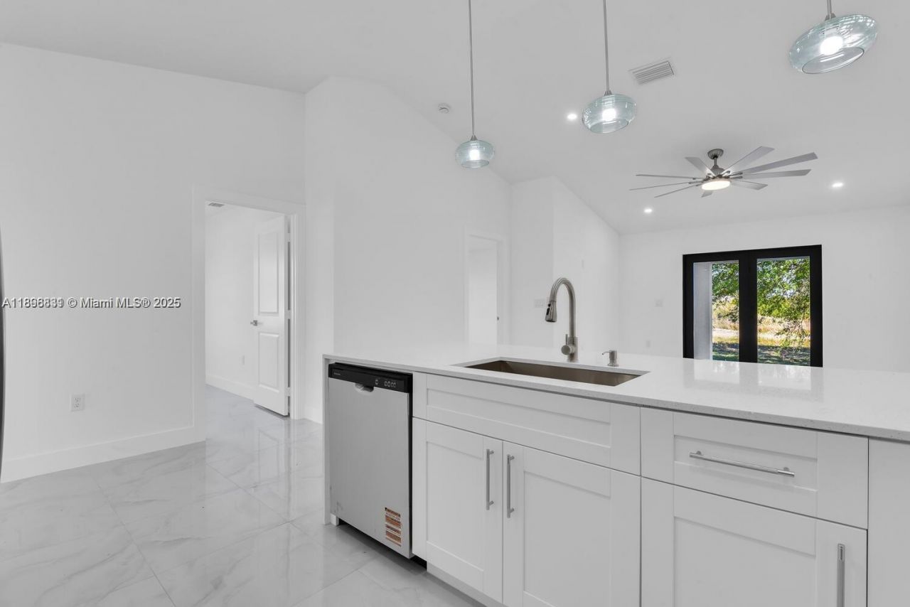 4745/4747 13th St Sw, Lehigh Acres, FL 33973 Photo