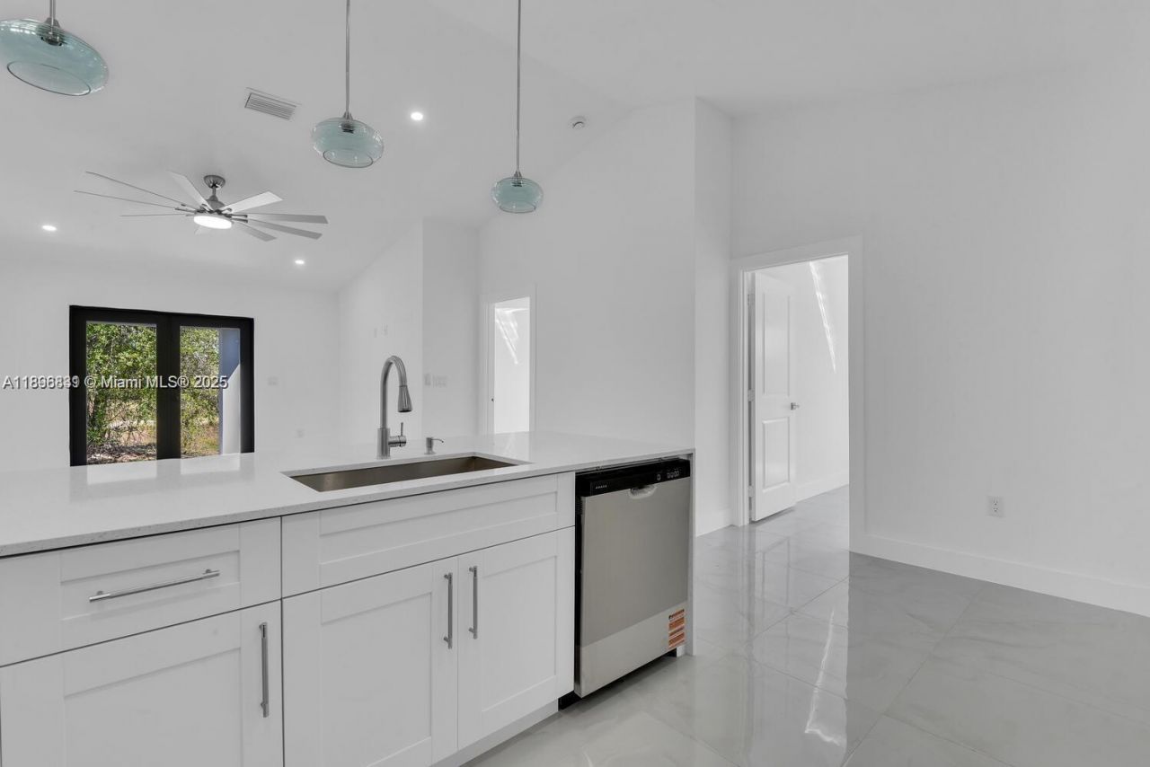 4745/4747 13th St Sw, Lehigh Acres, FL 33973 Photo