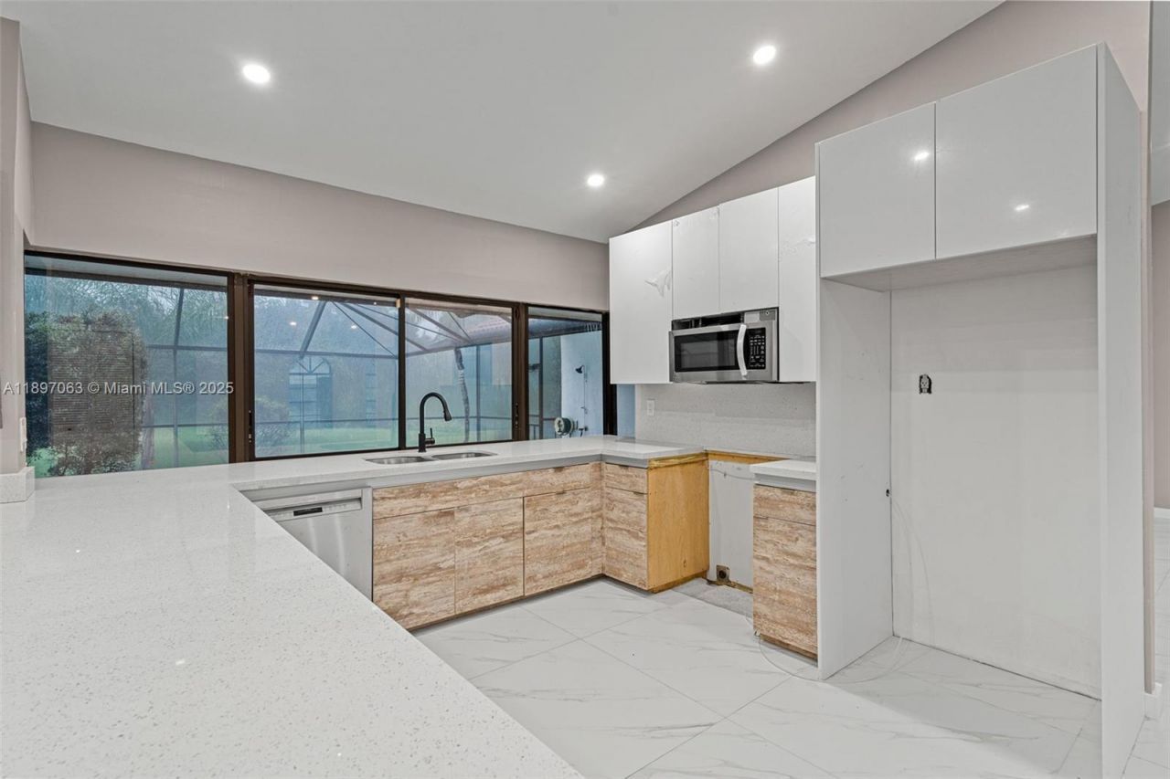 4490 SW 105th Ave, Davie, FL 33328 Photo