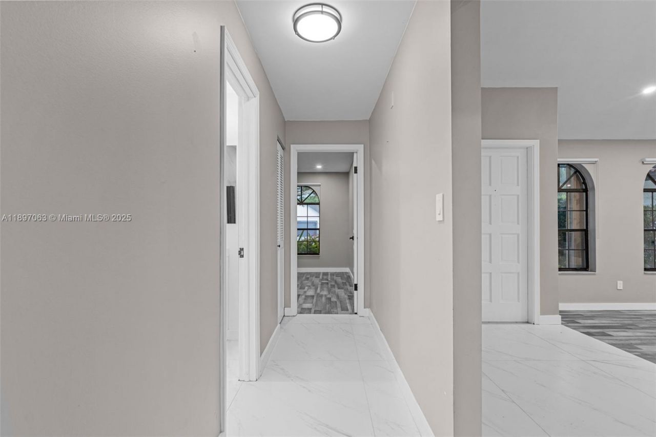 4490 SW 105th Ave, Davie, FL 33328 Photo