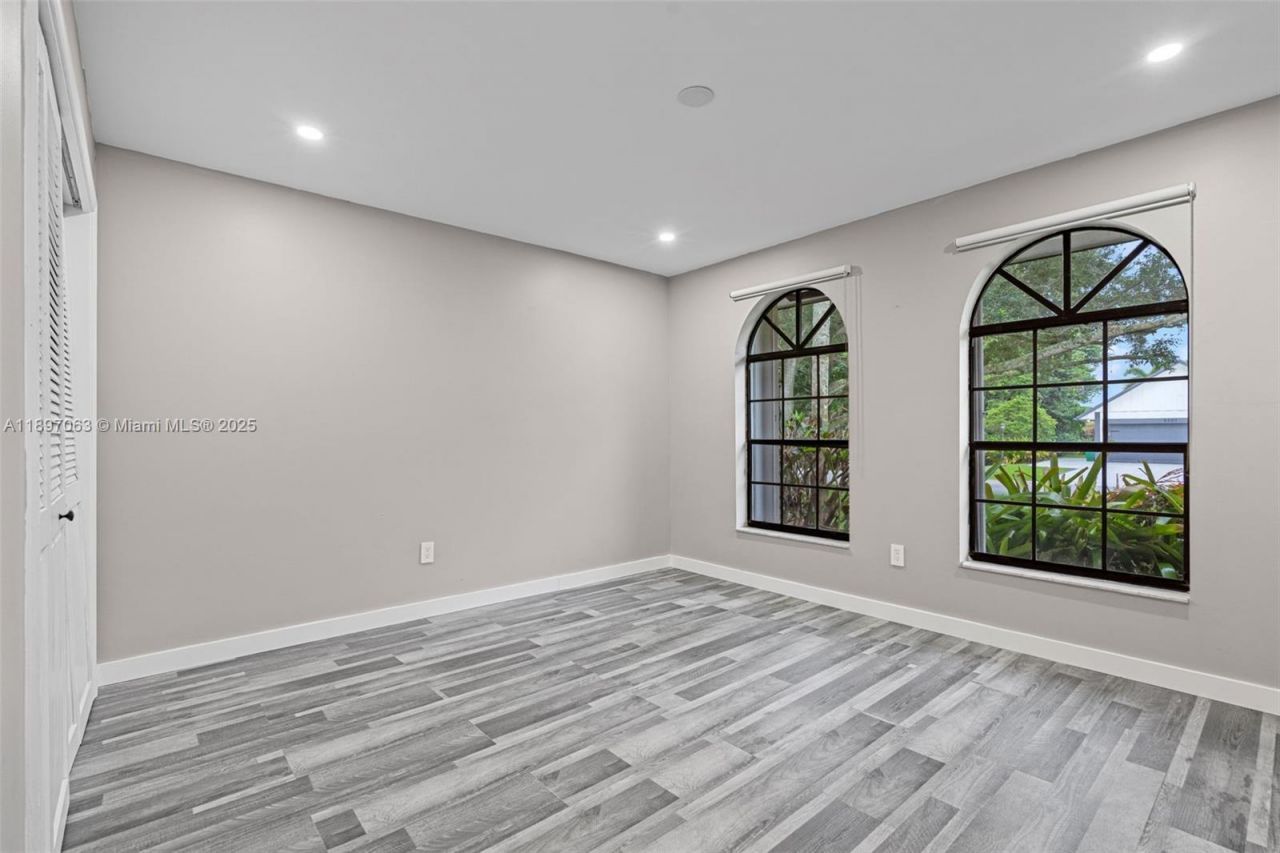 4490 SW 105th Ave, Davie, FL 33328 Photo