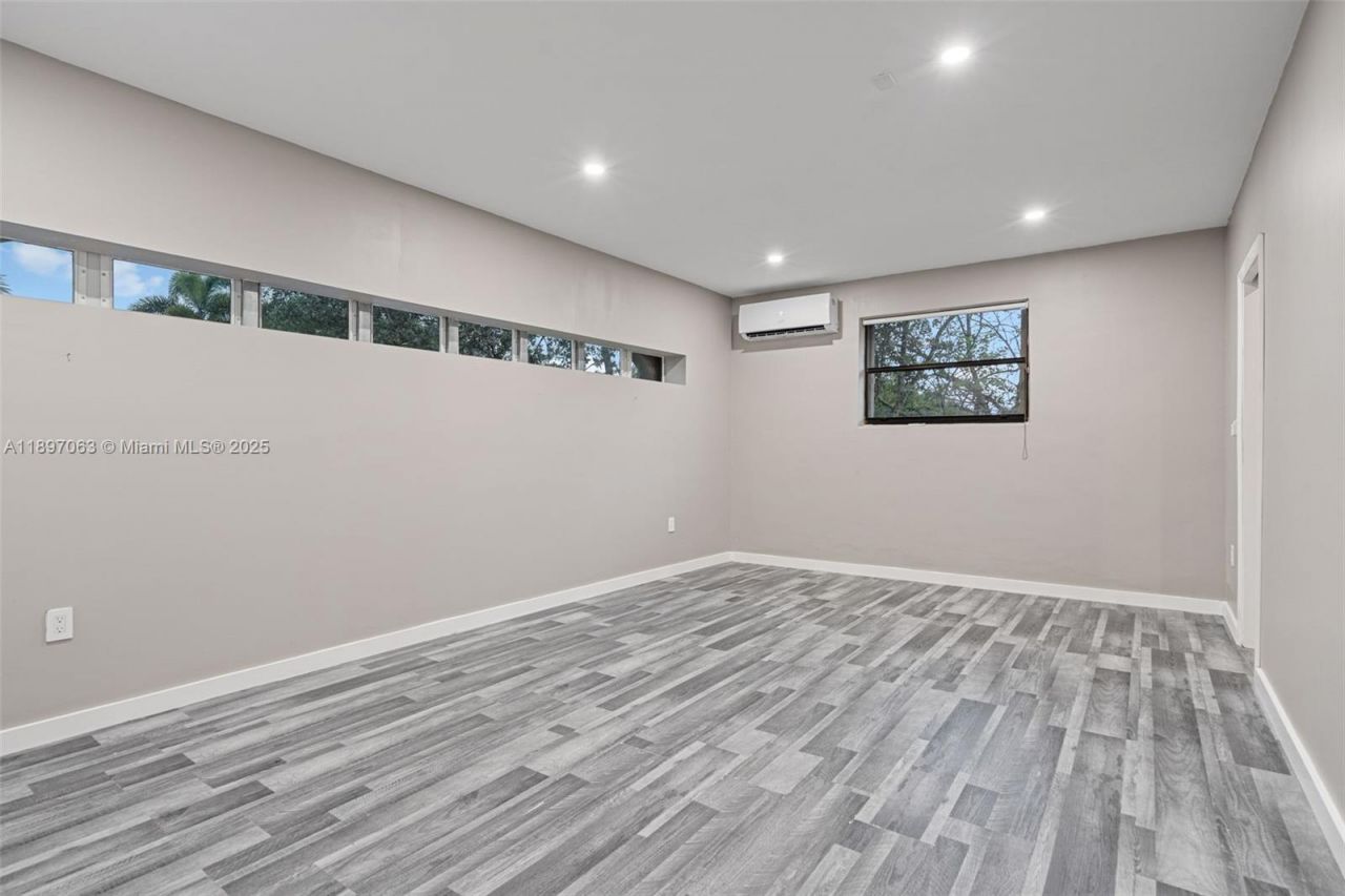 4490 SW 105th Ave, Davie, FL 33328 Photo