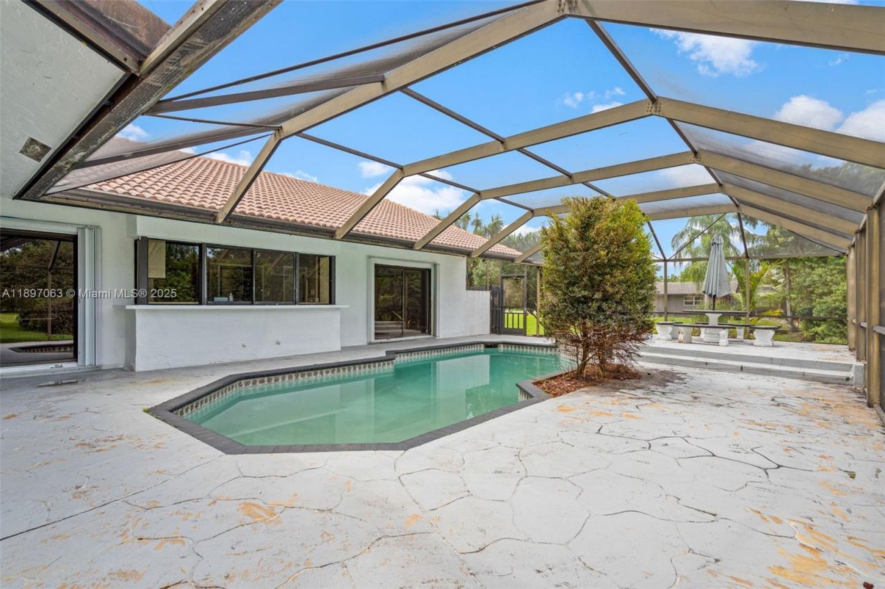 4490 SW 105th Ave, Davie, FL 33328 Photo