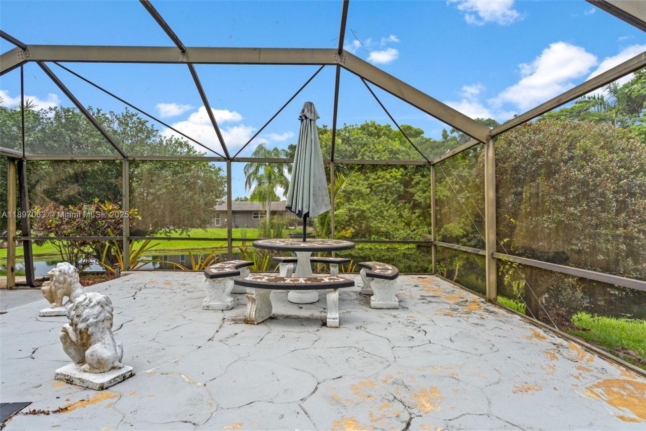 4490 SW 105th Ave, Davie, FL 33328 Photo