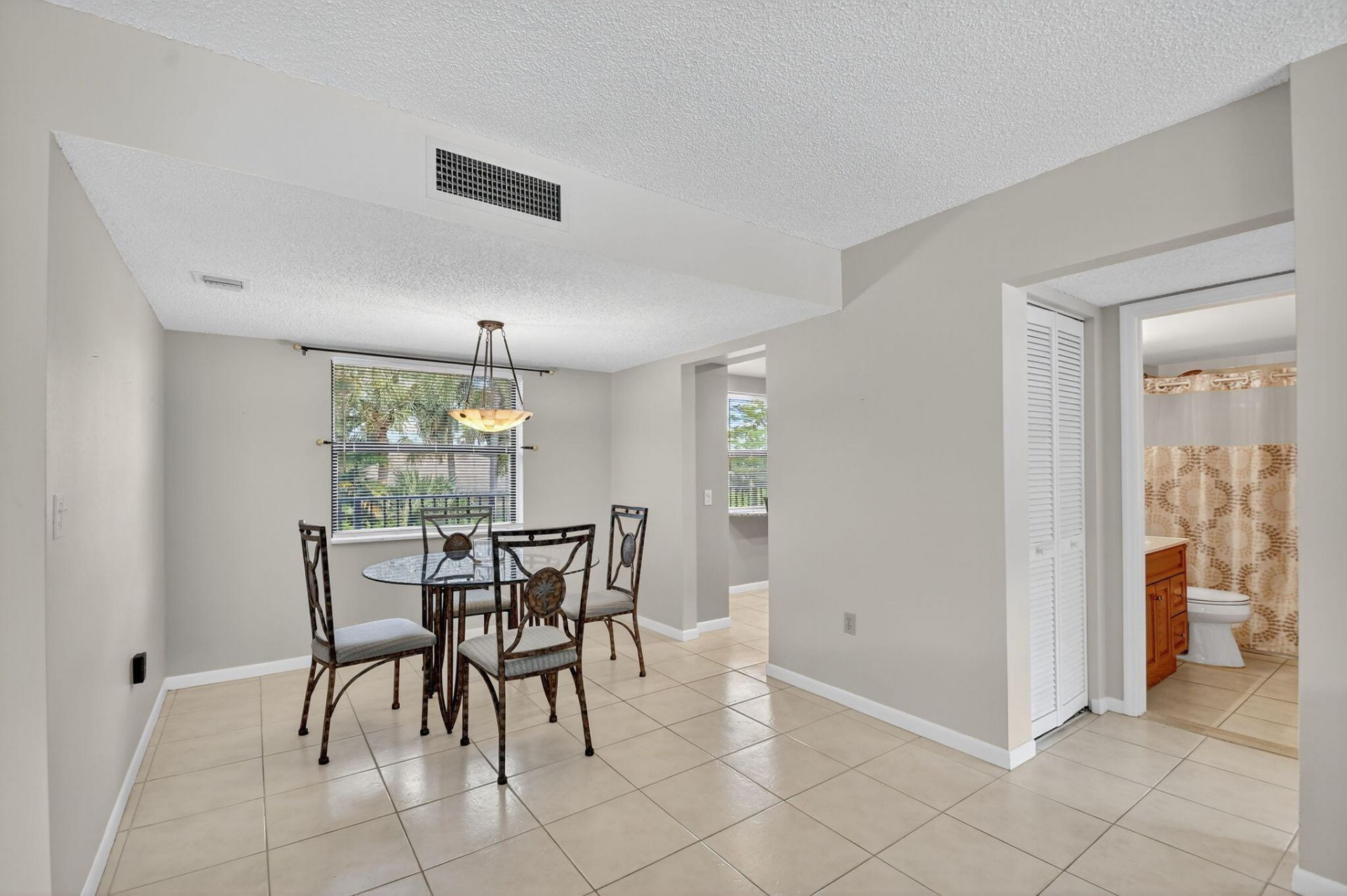 2424 N Federal Highway, Unit 207, Boynton Beach, FL 33435 Photo