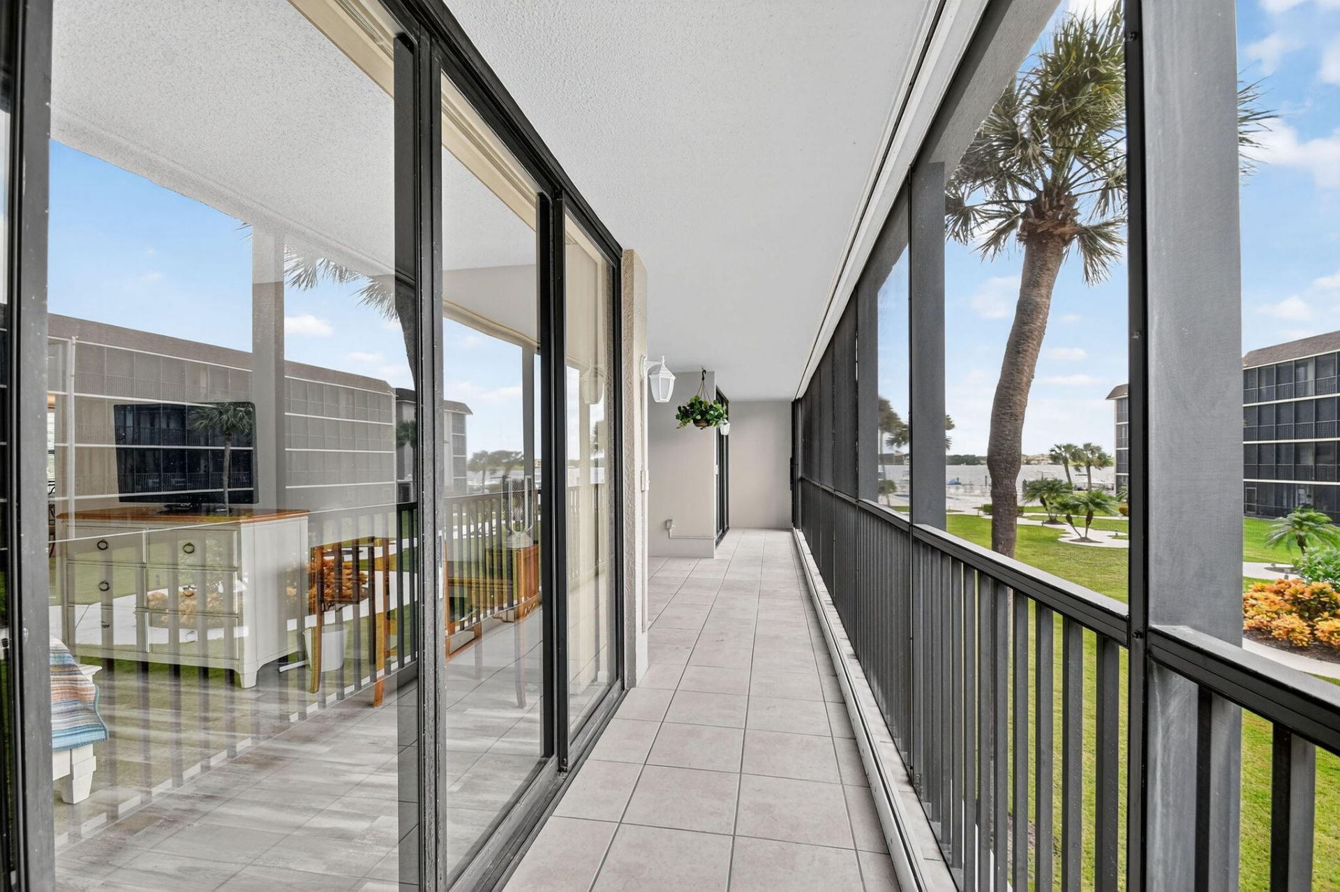 2424 N Federal Highway, Unit 207, Boynton Beach, FL 33435 Photo